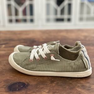 Roxy Sneakers size 6